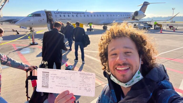 como saber hora de llegada de un vuelo