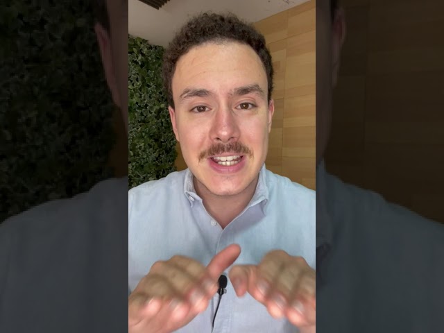 decir cosas favorables de una persona o cosa