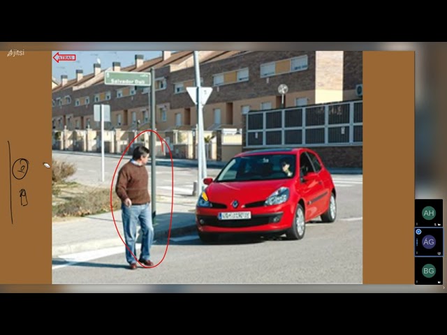 los vehículos tienen prioridad sobre los peatones excepto cuando